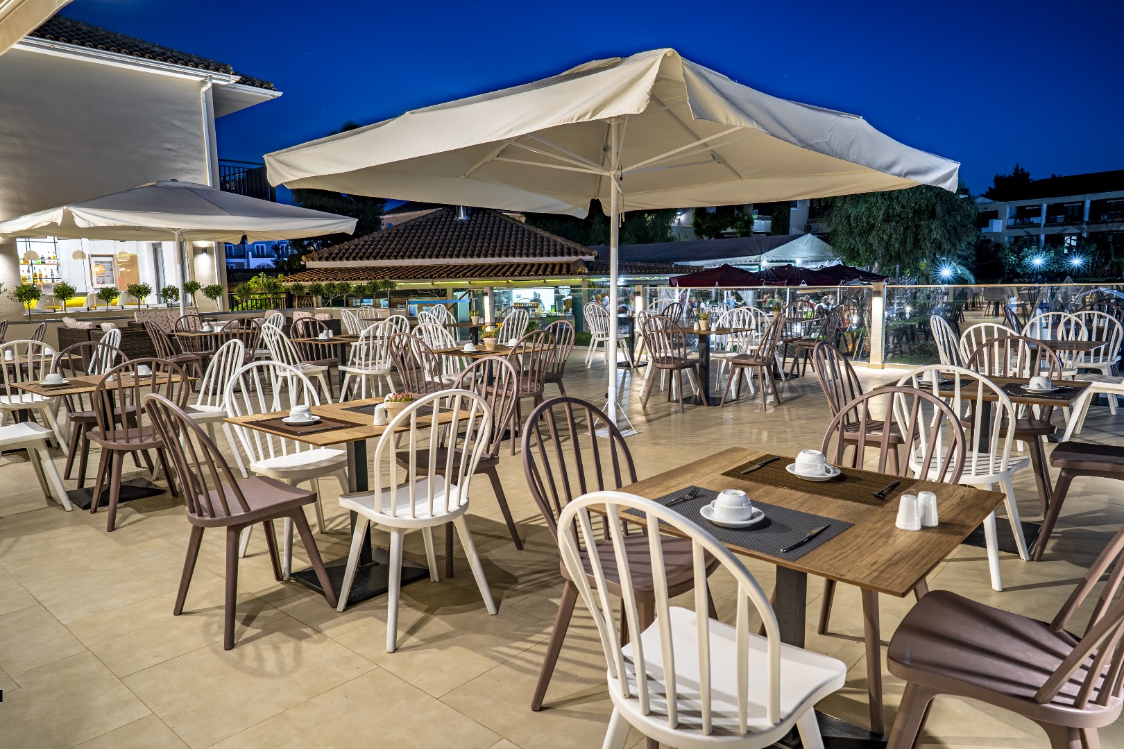 MED KITCHEN BUFFET · Φωτογραφίες 2